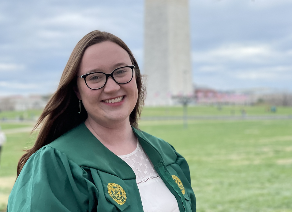 woman at the Washington monument