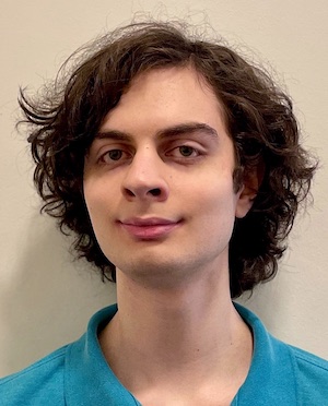 headshot of Reefe