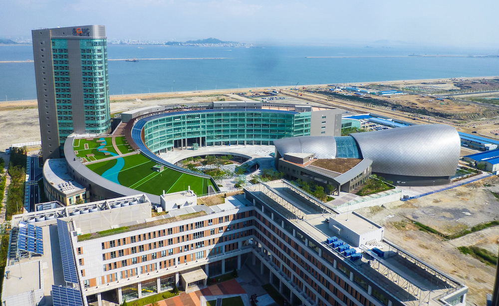 An aerial shot of the Mason Korea campus.