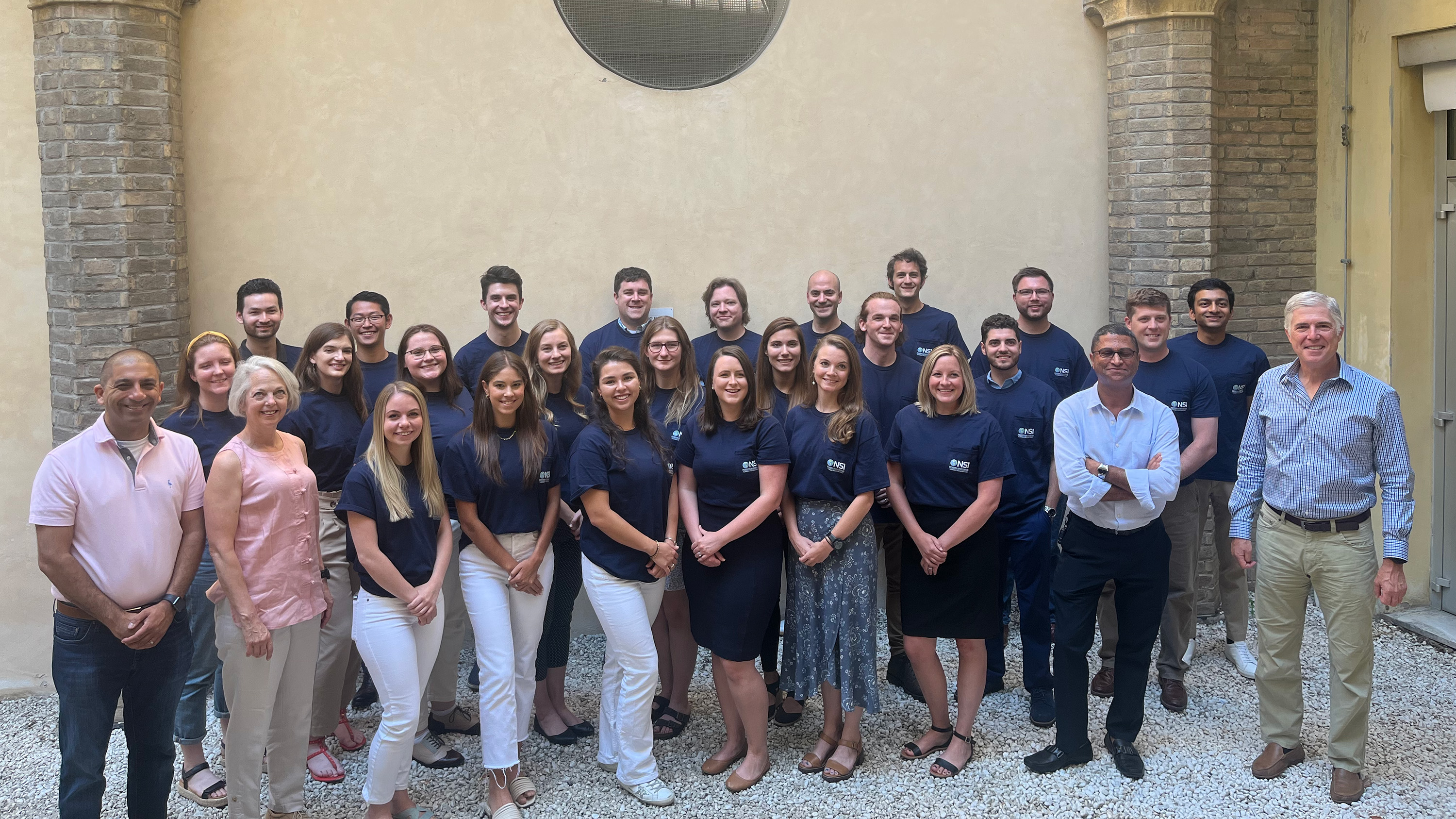 A group shot including Supreme Court Justice Neil Gorsuch, Jamil Jaffer and the students who attended the study abroad trip.