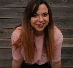 erika de los santos headshot
