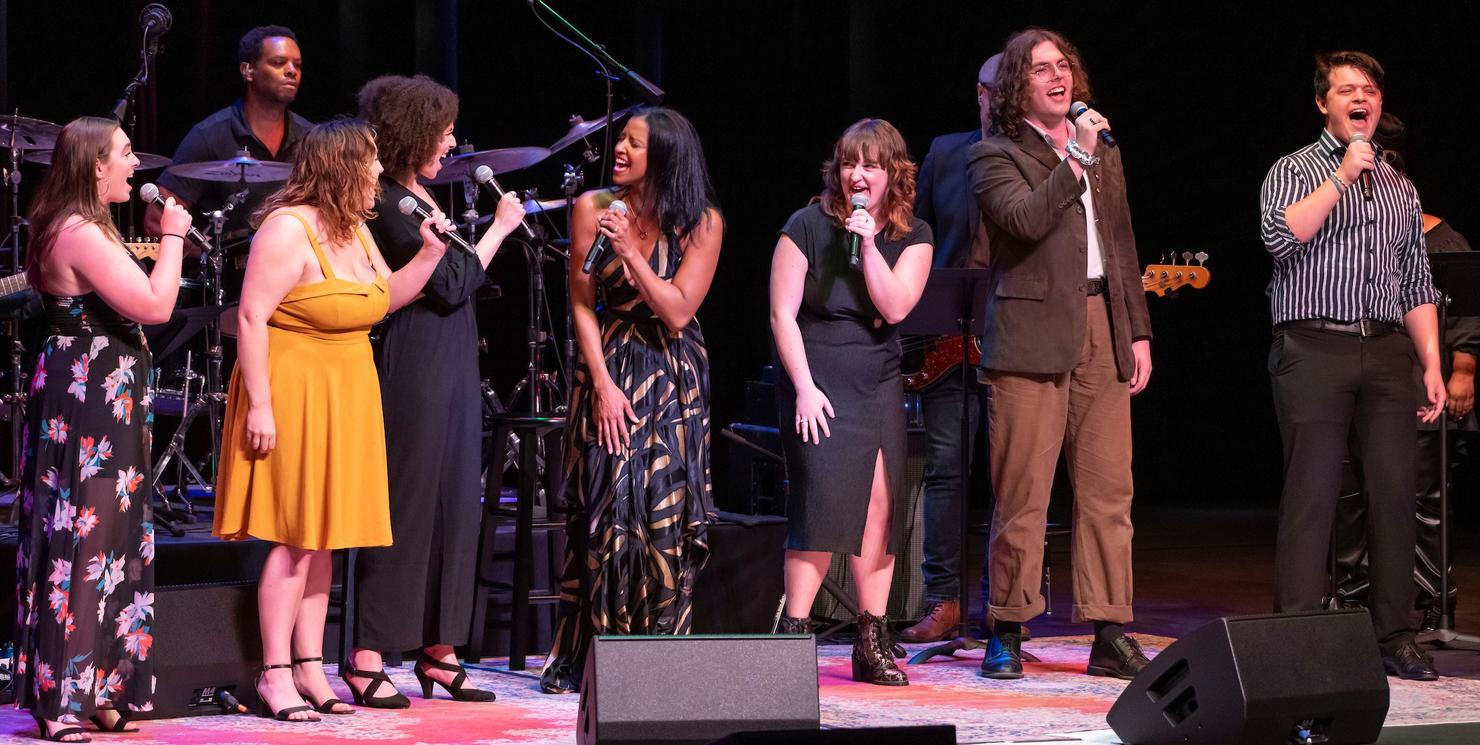 School of Theater students join Goldsberry in song.