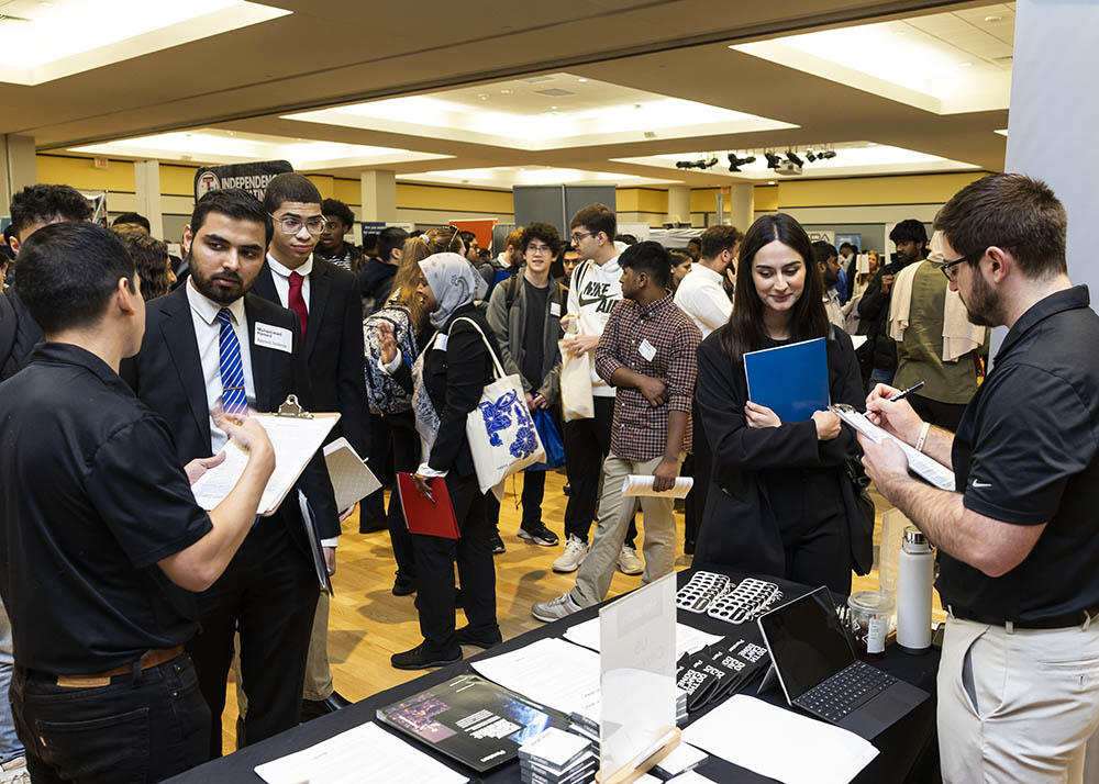 Mason undergraduates attend a career fair