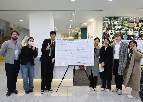 Mason Korea students