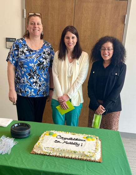 Ali Weinstein, Kim McNally, Amira Roess