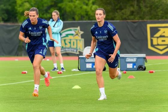 Arsenal women practicing on campus