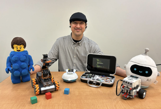 Erdogan Kaya with educational robotics