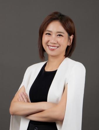Huwy-min Lucia Liu.