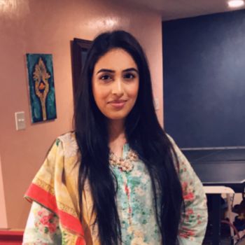 Head shot of Mason employee Faiza Shaikh